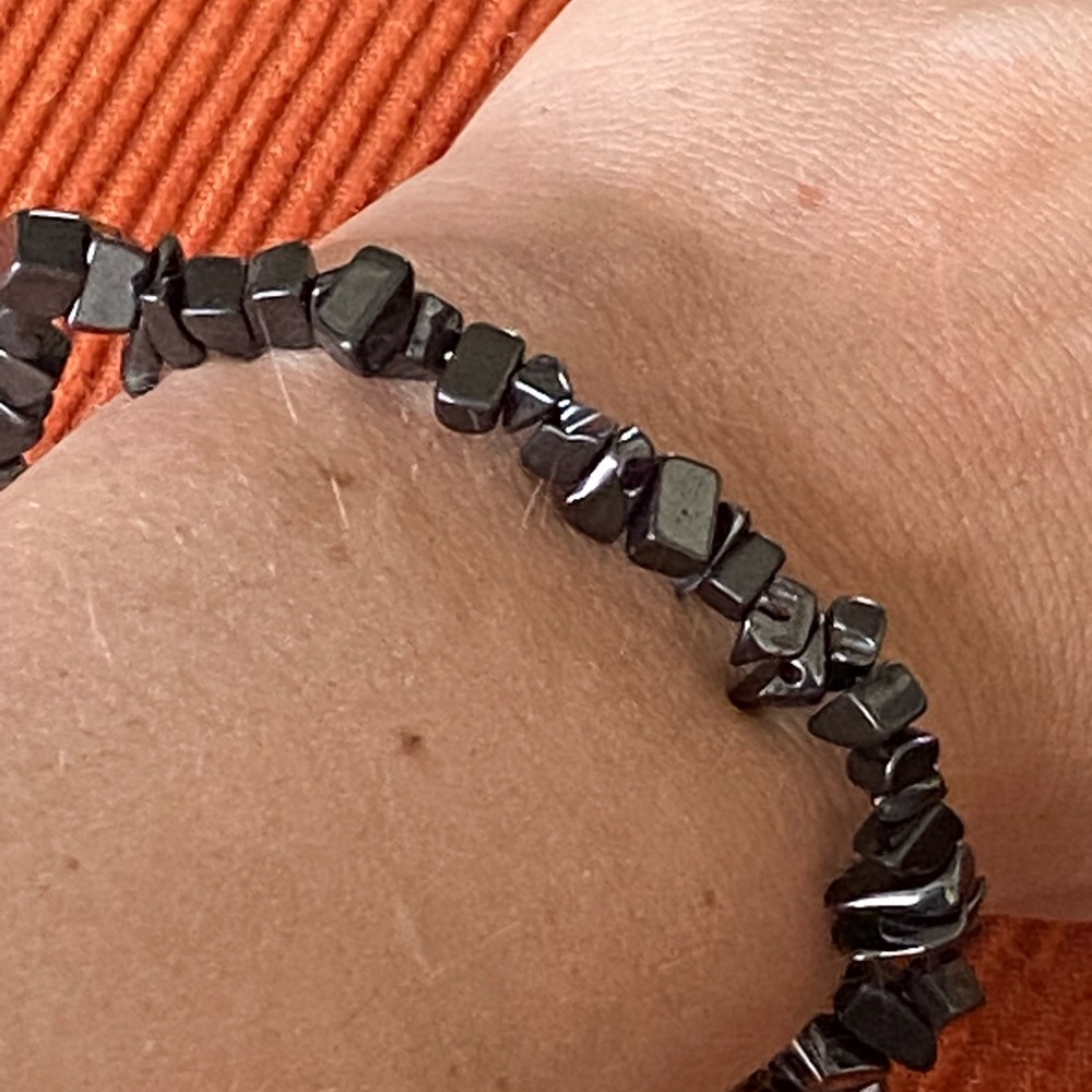 Hematite Chips Stretch Bracelet